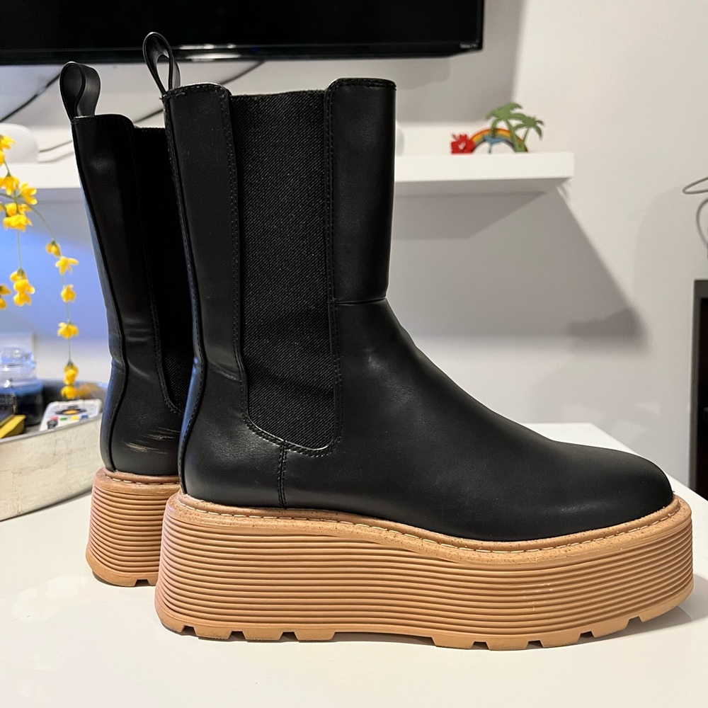 H&M - Black w/ Brown Lug Boots (37)